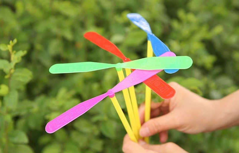 Other Outdoor Toys/ Activities New Novelty Plastic Kid Gift Flying Toy Outdoor Fun Bamboo Dragonfly Propeller com