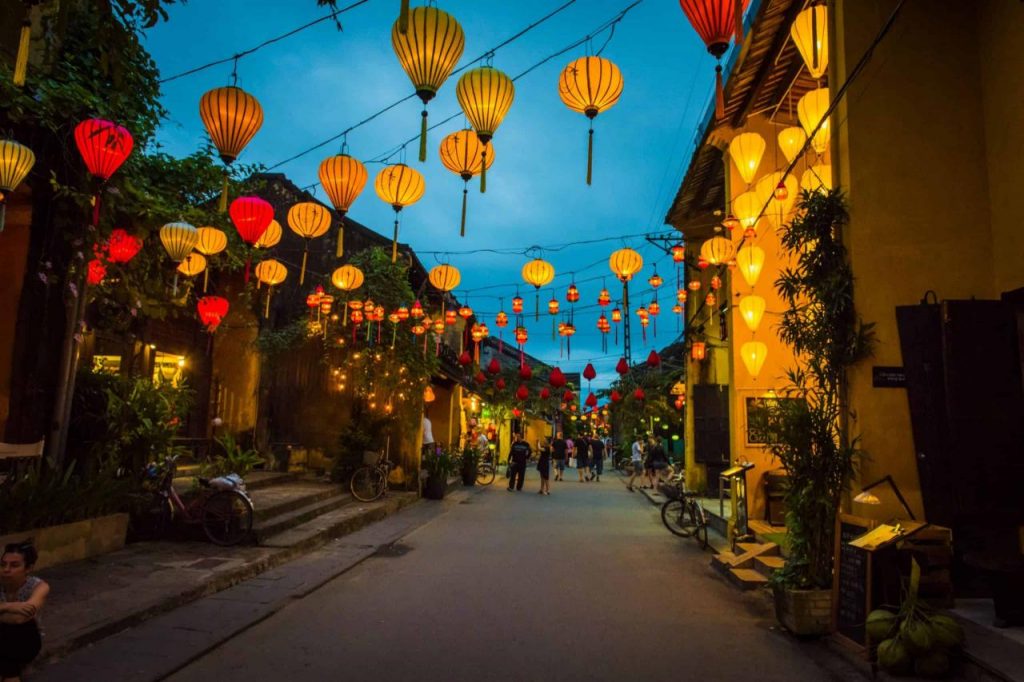 Guide to Hoi An Lantern Festival